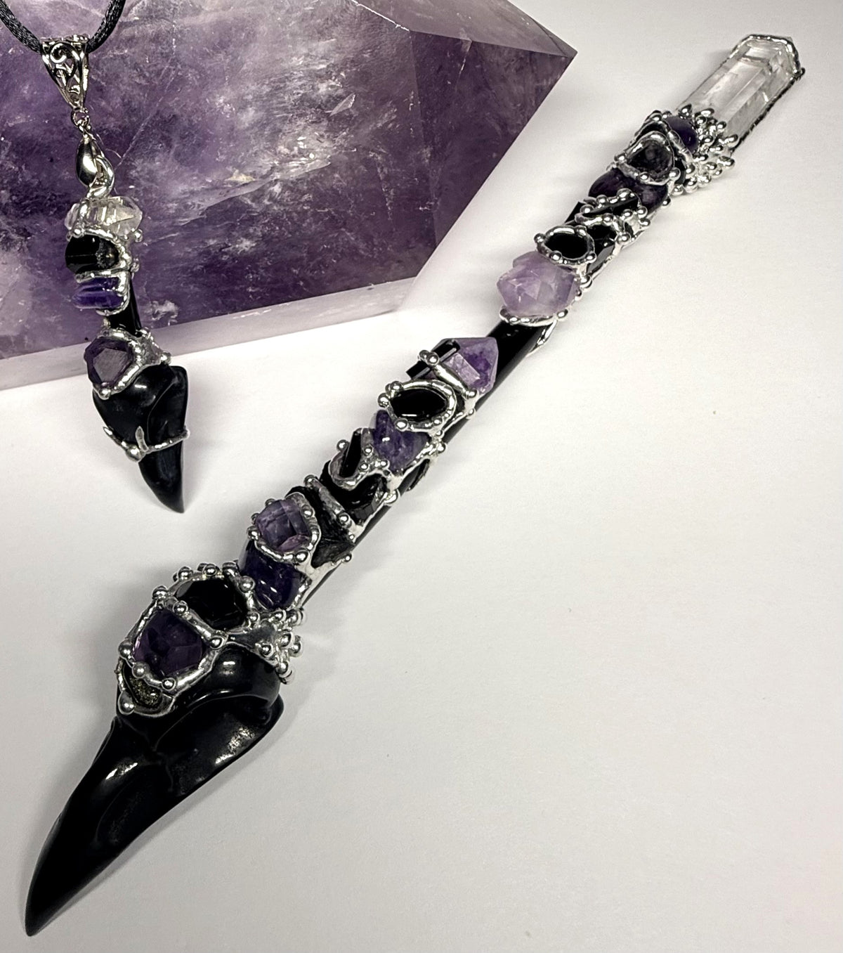 Protection Raven Large Wand