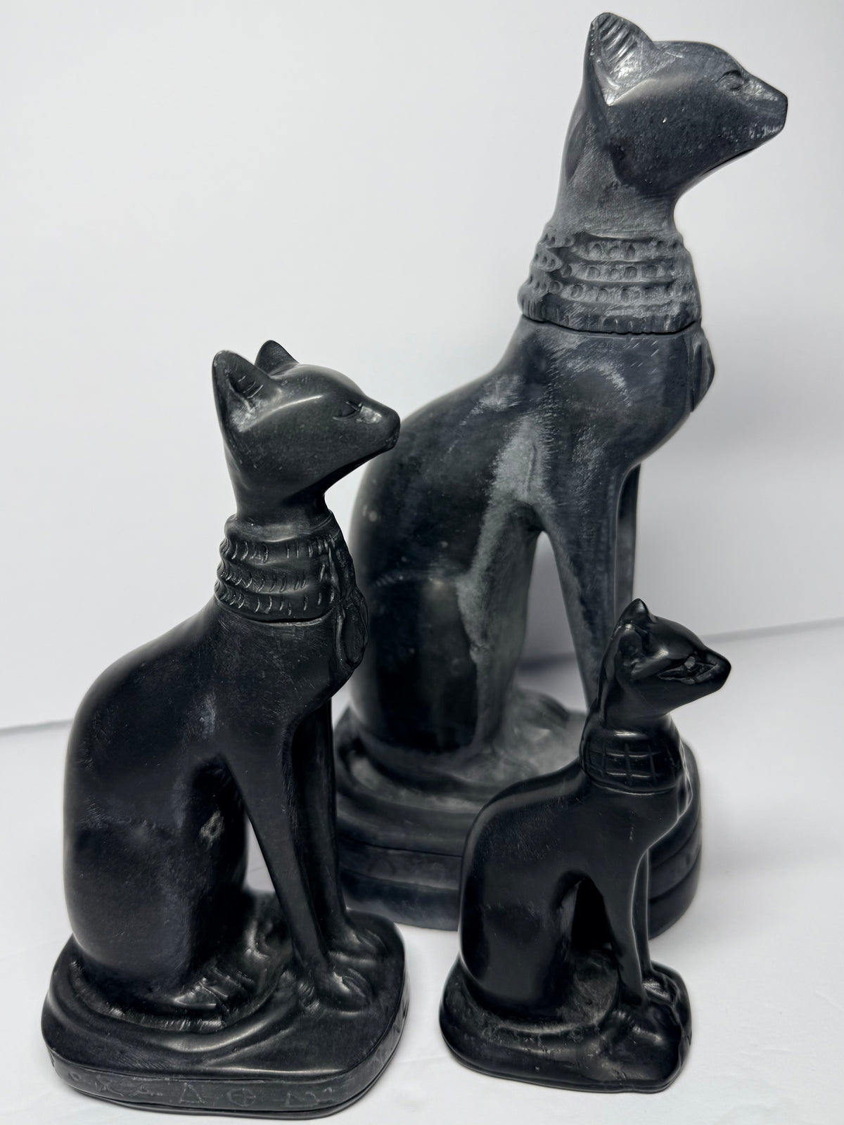 Black Jade Bastet Cat Carving (Large)