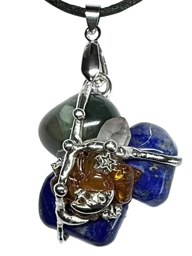 Magic Amulet (Charm)